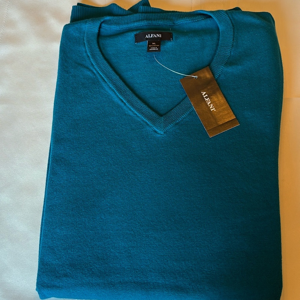 Vintage Alfani V-neck Sweater